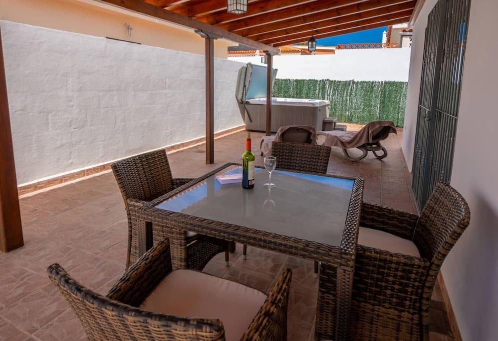 Villa Iris Callao Salvaje Εξωτερικό φωτογραφία